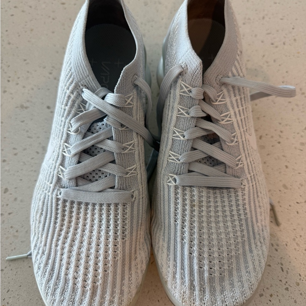 Nike Women's Gray Running Shoes